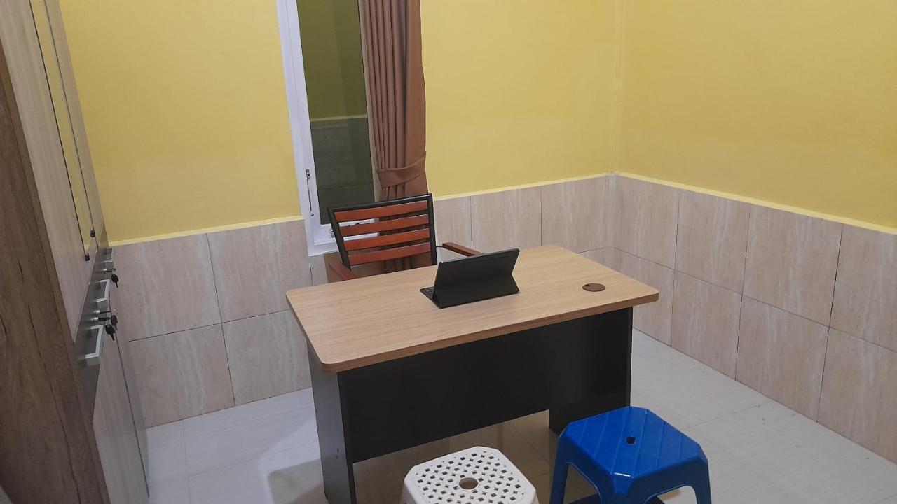 Spot On 92458 Azeela Kost Syariah Hotel Banjarmasin  Bagian luar foto