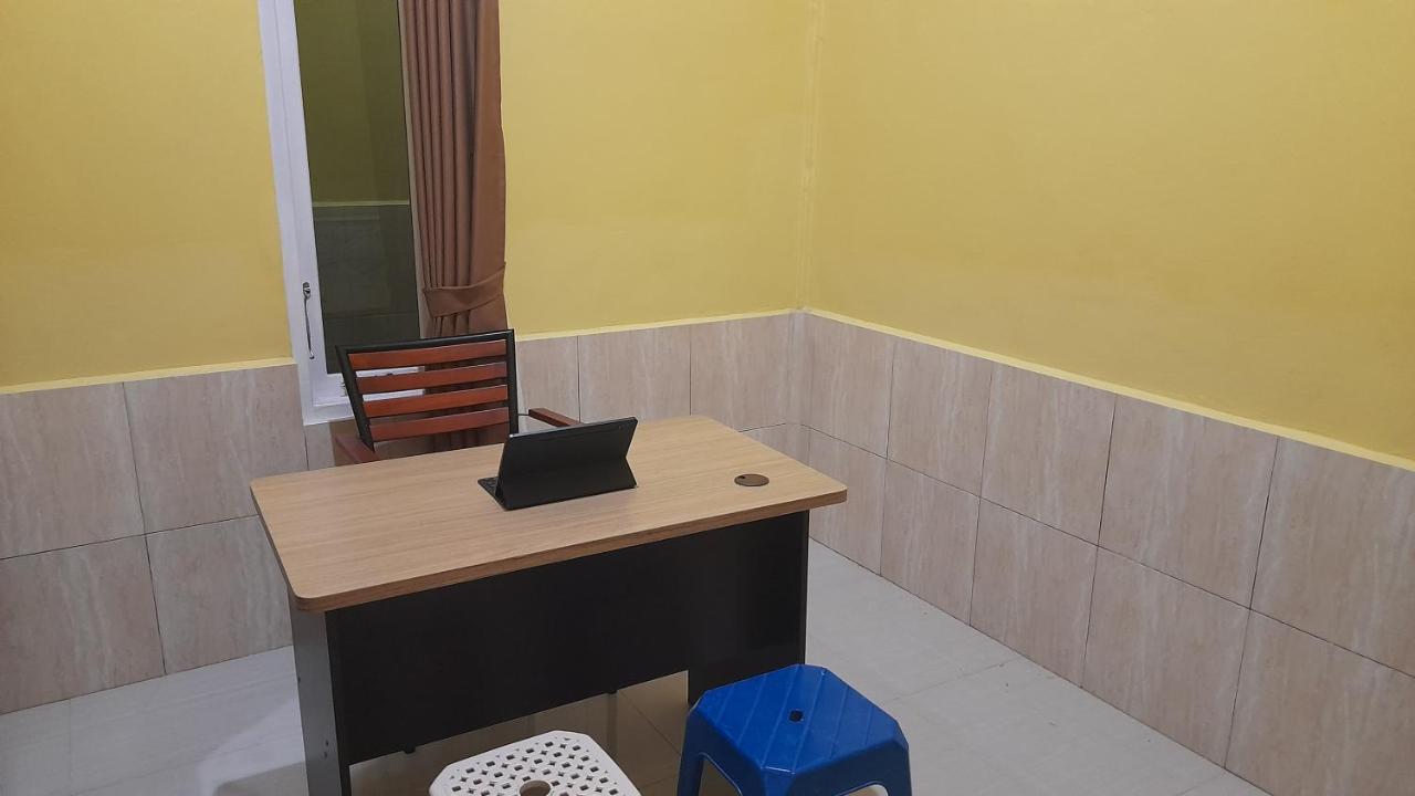 Spot On 92458 Azeela Kost Syariah Hotel Banjarmasin  Bagian luar foto